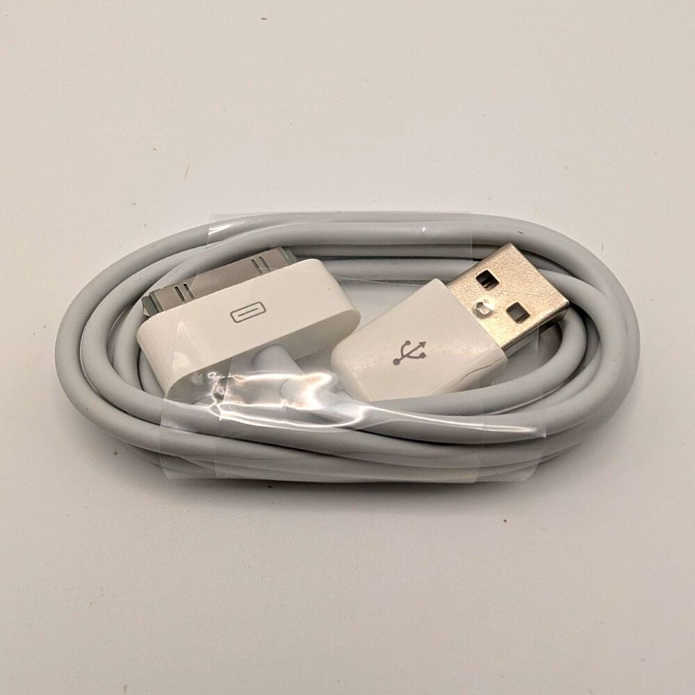 Gray USB 2.0 to 30-Pin Charge & Data Sync Cable, 1-Port Plastic Plain 3' long.